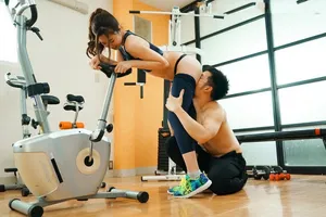 Xin anh xã đi tập gym, bà xã "đi ngoài" với anh pt